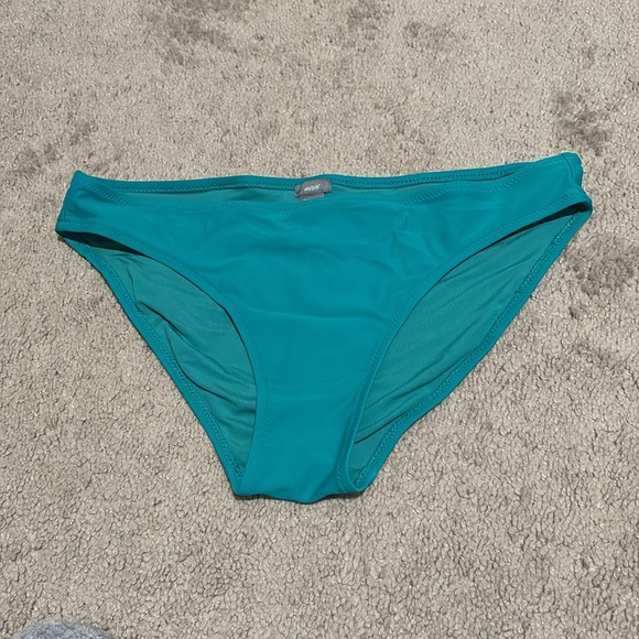 Bathing suit - Picture 4 of 7